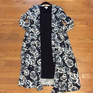 Lularoe Julia & Sarah outfit